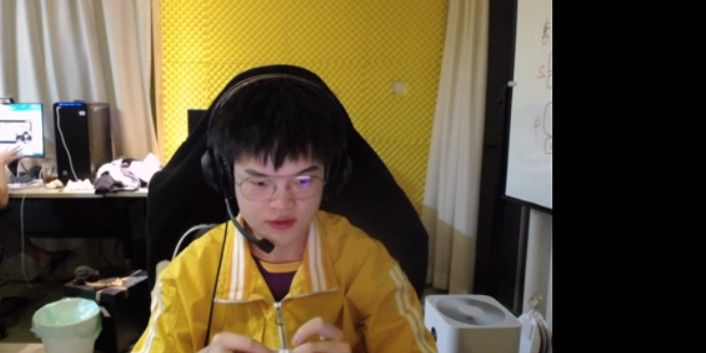 和平精英令儿直播在哪里看？令儿灵敏度最强设置推荐图片1